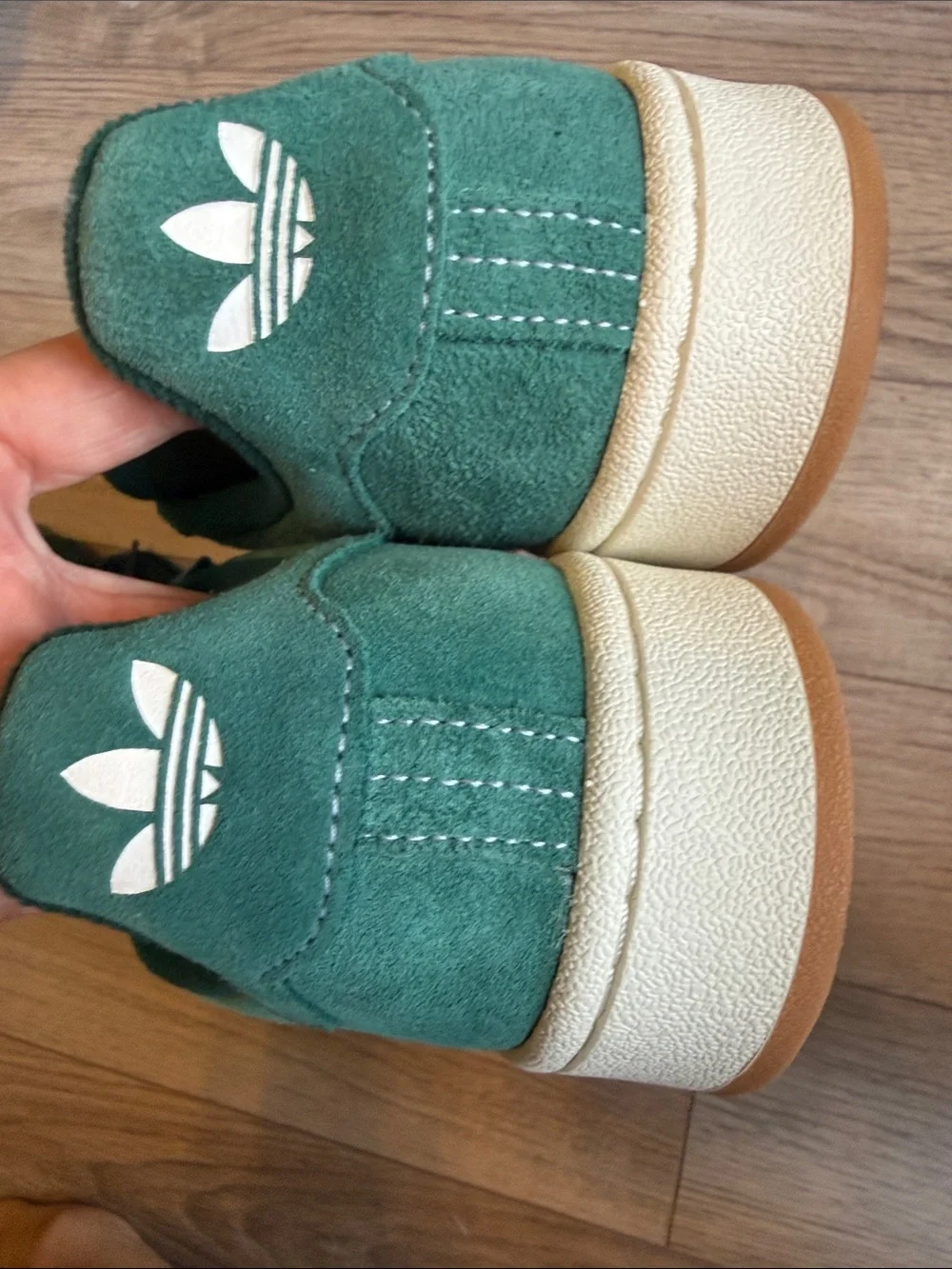 Adidas Campus 00s Sneakers Green Women's 10 men’s 8